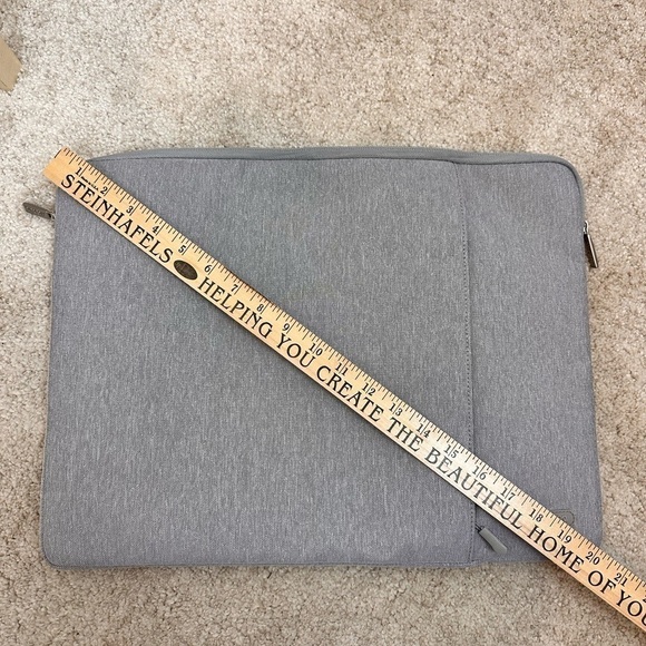 Mosiso 20 Inch Laptop Tablet Bag Gray Soft Interior Keep it Safe Multi Zip - Picture 9 of 10